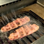 熟成焼肉 マルニク - 神戸牛特上カルビ焼き