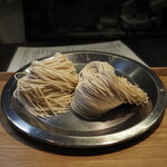 中華そば ぺる鶏 - 茹でる前に見せて頂きました～キレイ