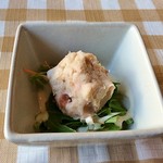 カフェ ブリス - ツナ入りのポテトサラダが付いていました