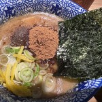 麺や兼虎 - 濃厚スープ