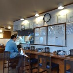 炭焼豚丼 空海 - サインがたくさんありました✨