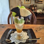 CAFE Megane Shobou - 側面圖