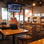 近江熟成醤油ラーメン 十二分屋 - 店内の様子