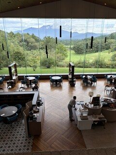 ダイニング ブルーム(軽井沢浅間プリンスホテル) - ラウンジからの眺めが最高！