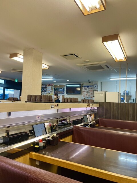 Kaiten Zushi Kiraku Takatsuki Okamoto Ten photo 4
