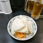 焼鳥 日高 - ビール＋キャベツ