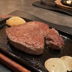 グルマンズ和牛 - ヒレステーキ アップ