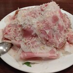 ピッツェリア ファッブリカ 1090 - 自家製豚肩ロースハムサラダ　西洋わさびと
