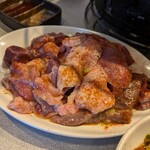 炭火焼肉ホルモンなべちゃん - 