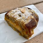 メゾン ムラタ - オレンジ くるみ フレンチクリーム ¥280