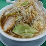 2014/04麺少なめ、ニンニク少し、ヤサイチョイマシ