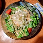 魚民 - 国産蒸し鶏の胡麻サラダ