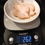 喜多方ラーメン 坂内 - トッピングチャーシュー(器を除いて44g)