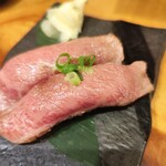 ゆうきと寿し - 牛の握り寿司