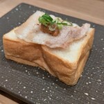 炭火とワインと純米酒 King Momo - 