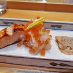 御料理 良所 - 秋鮭とイクラおろし
