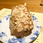 シカゴ - ●スイーツ&コーヒー
      焼き立てソレイユ
      モカマタリ