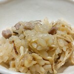 USHIGORO S. - 松茸と厳選部位の土鍋ご飯