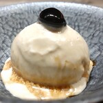 USHIGORO S. - 丹波黒豆とほうじ茶のアイス