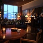 BVLGARI GINZA BAR - 薄暮の京橋方向