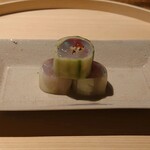 温石 - 鯵の胡瓜巻き､梅肉添え