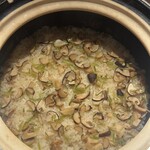 麦と麺助 - 炊きたて松茸ご飯の土鍋