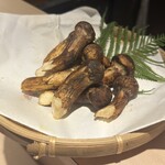 麦と麺助 - 高級松茸