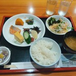 国民宿舎松代荘 - 朝食バイキング
