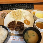 亜熱帯 - 料理写真:日替わりランチ