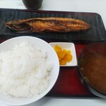 四日市ヒモノ食堂 - 一番安い鯖の半身定食 750円税込み