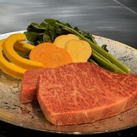 鉄板焼 石狩 - 北海道白老町の敷島ファーム産黒毛和牛 サーロインステーキ100g 