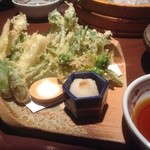 寅八商店 - 春の天麩羅
