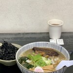 らー麺　Do・Ni・Bo - 煮干しお700円を太麺に変更50円それから岩海苔トッピング150円