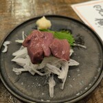 喜怒愛楽 - 牛レバー刺し ちょっと食べちゃった(^^ゞ