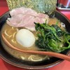横浜ラーメン おか本