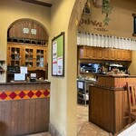 オークウッド - お会計するカウンターさえオサレでございます