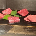 264045179 - 霜降り和牛しんしん、霜降り和牛いちぼ、松坂牛とうがらし、黒毛和牛極上ハラミ、黒毛和牛のタン