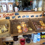 グローブマウンテン珈琲 - スコーン。