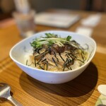 オークウッド - 豚角煮丼、八角の味！トロトロ食感、美味い