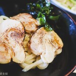 ヨコクラうどん - 鶏チャー葱炙油うどん