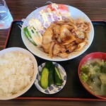 まる藤食堂 - 料理写真:しょうが焼き定食