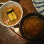 月と亀 - 野菜とラッサム