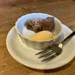 オークウッド - これはコースについてるデザート