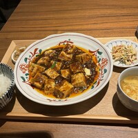 中国菜厨 エスサワダ 新丸ビル店 - 