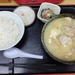 とん汁 たちばな - とん汁定食 大盛り