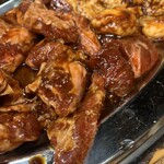 うぐいす - ボッツ、ホルモン