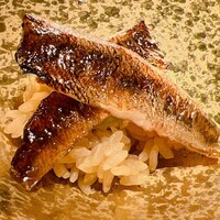 鮨 由う - メヒカリ丼。酒盗焼きです