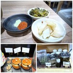 あげな - ◆天ぷらを待つ間に「お漬物」などを用意し・・ 辛子高菜の炒め物が美味しくて、ビールが欲しくなりました。苦笑