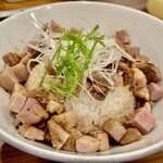 中華そば ココカラサキゑ - チャーシュー丼 