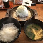 下北沢ミートダイニング - 白バーグ150g・1,550円